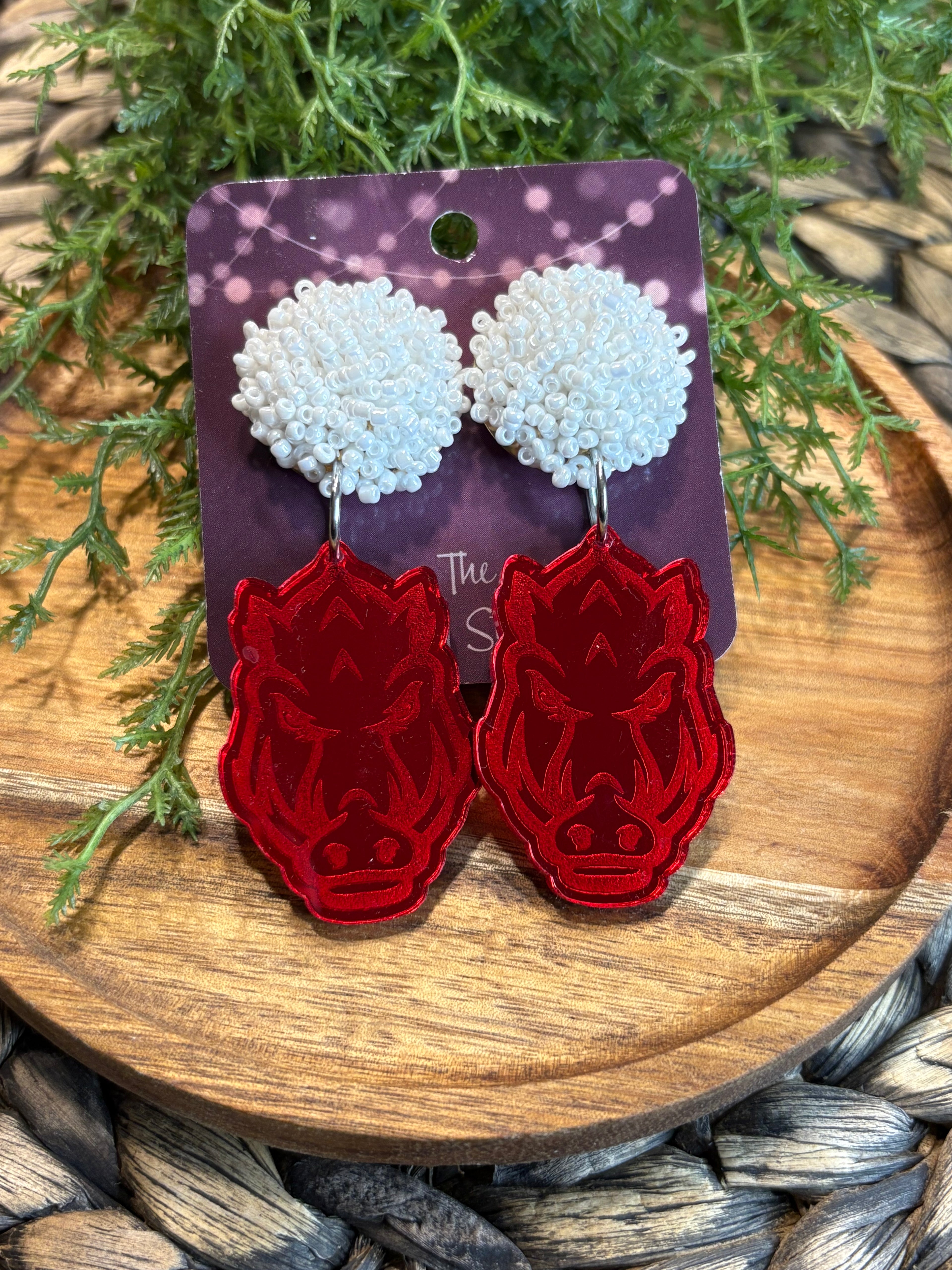 Front Facing Razorback Earring