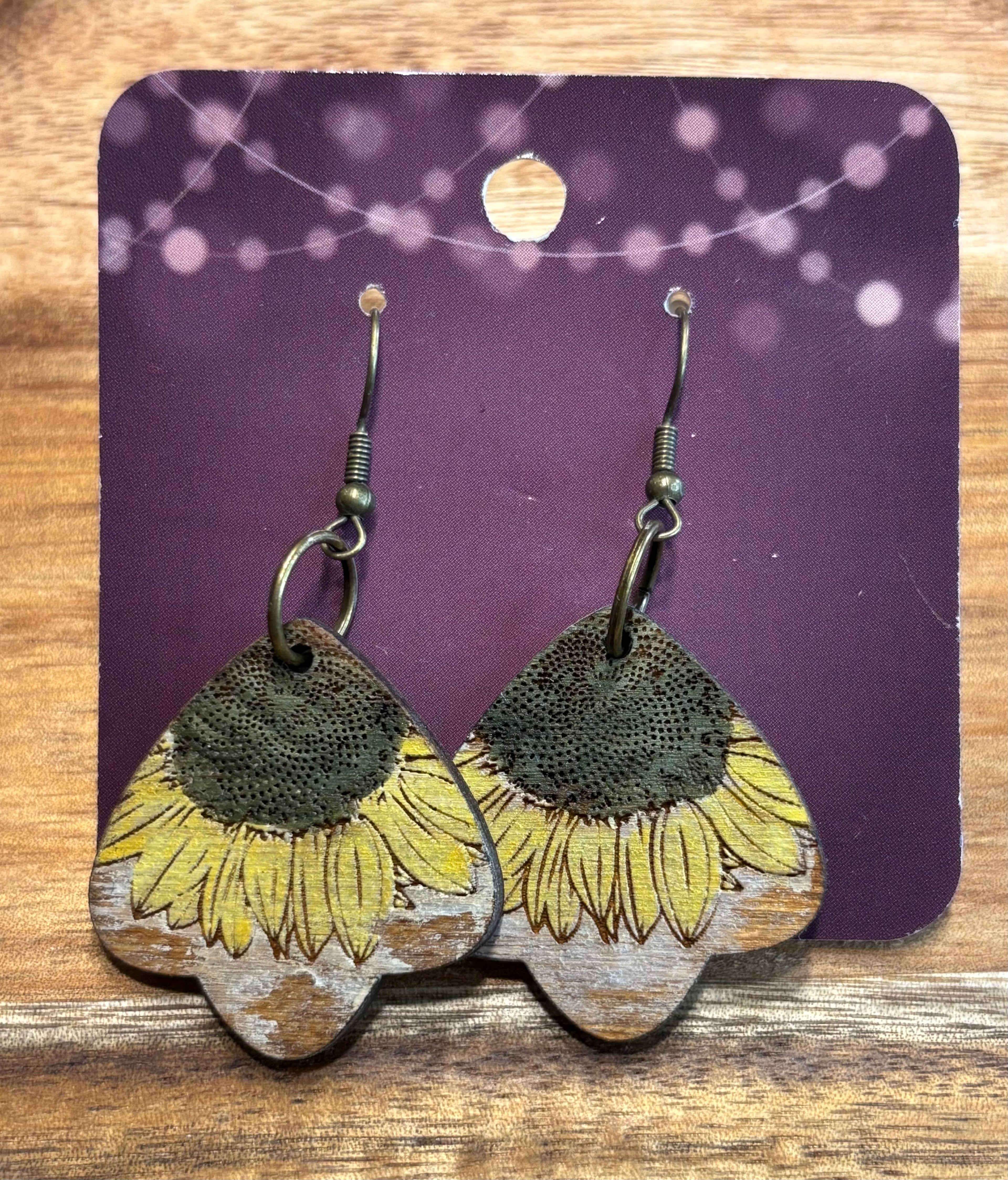 Sunflower Scalloped Earrings